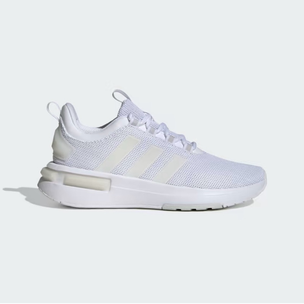 Adidas RACER TR23 Cloudfoam Women's Classic White Sneakers Size 8 NWT